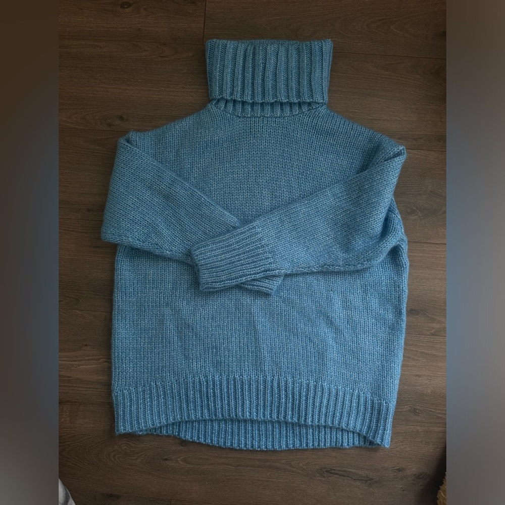 AMERICAN EAGLE WOMENS BLUE SOFT LONG TURTLENECK BLUE MEDIUM‎